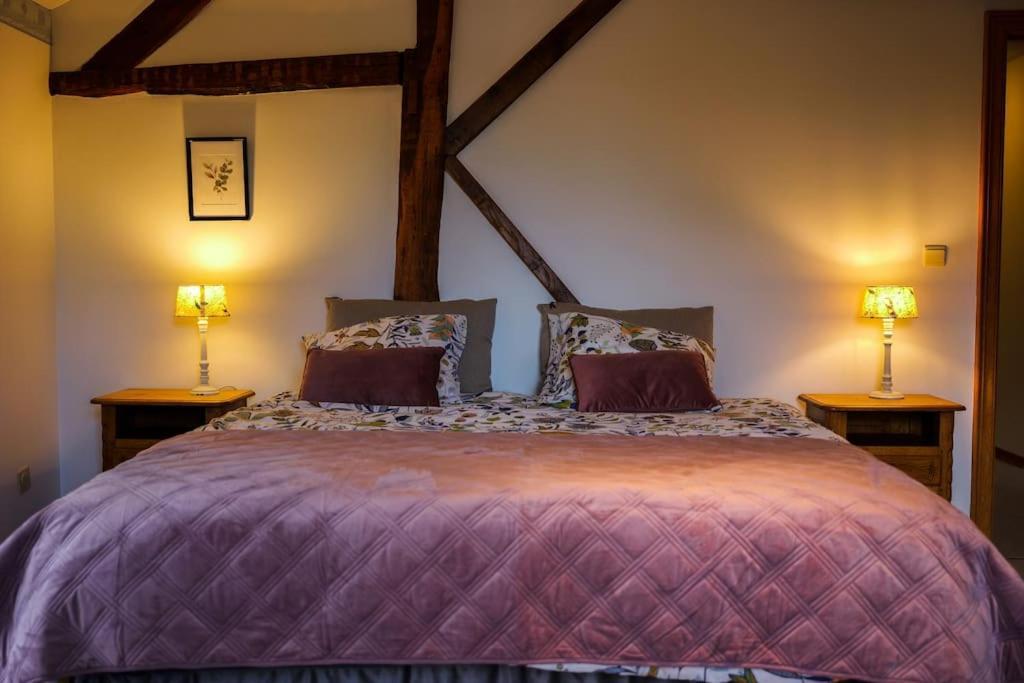 Gite La Dame Au Lit Gite A La Ferme Momignies Buitenkant foto